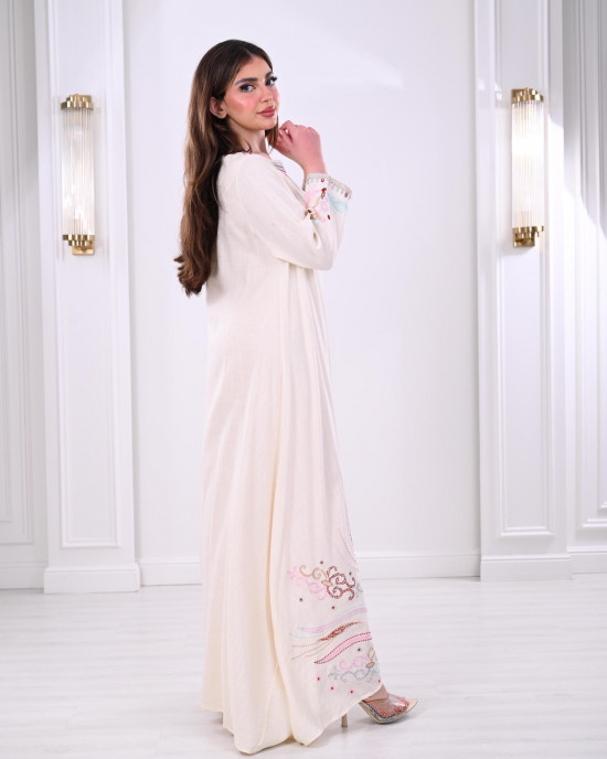 Women's jalabiya with soft embroidery