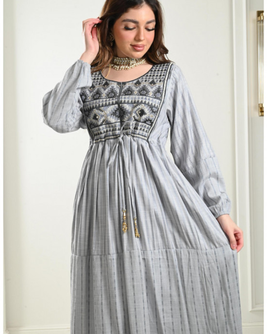 Long galabiya with inner strap 