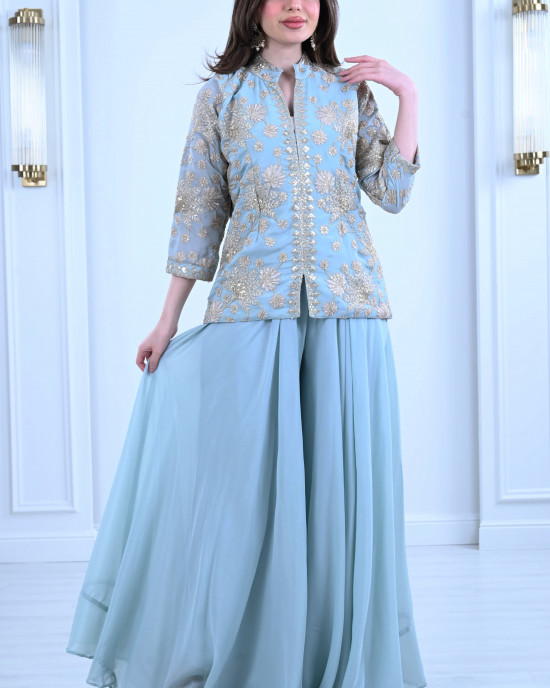 Women's set of loose blouse and pants