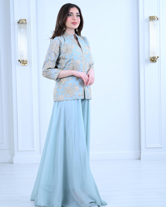 Women's set of loose blouse and pants