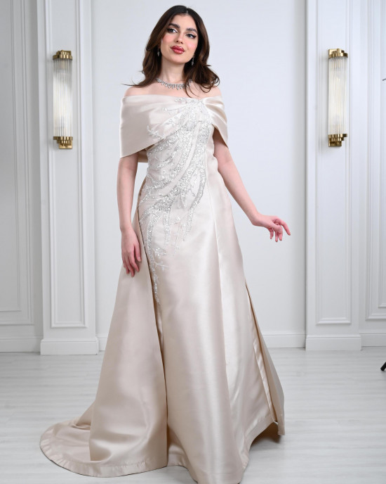 Women's embroidered evening dress