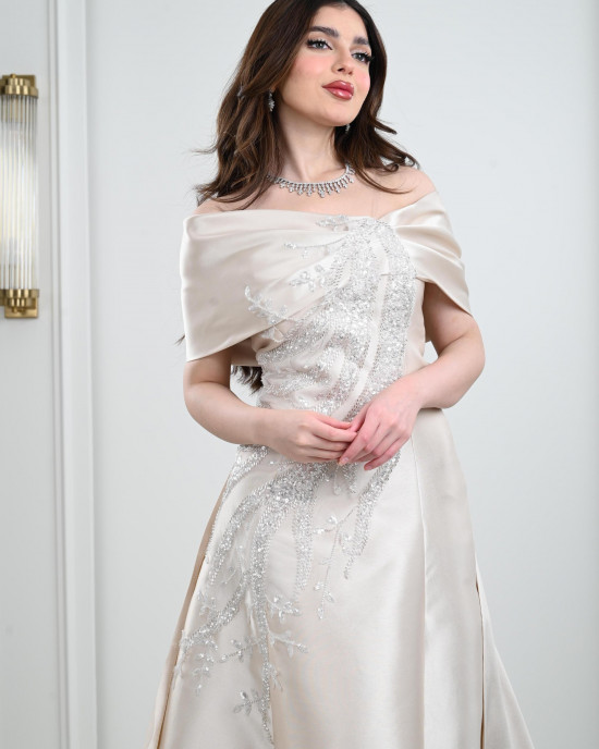 Women's embroidered evening dress