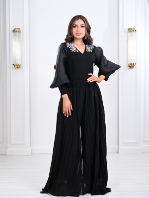 Long dress with puffy drum sleeves