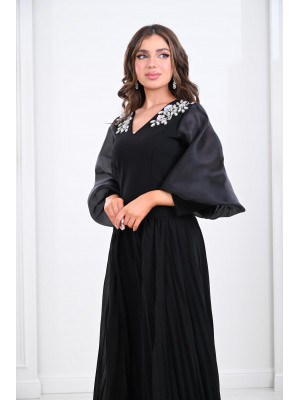 Long dress with puffy drum sleeves