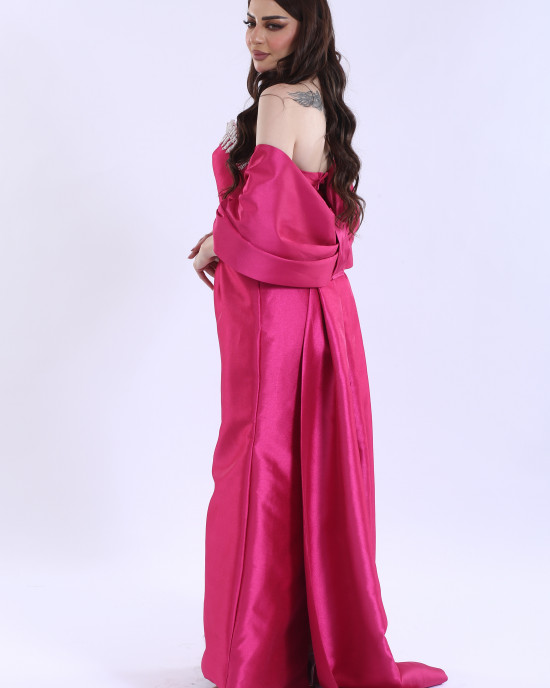 Skirt cut evening dress 