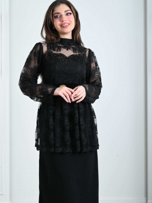 Elegant lace evening dress