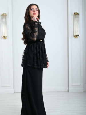 Elegant lace evening dress