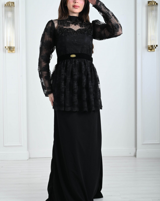 Elegant lace evening dress