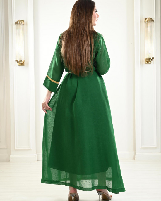 Jalabiya with a wide and long design