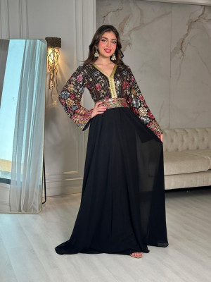 Women's jalabiya with wide embroidered sleeves