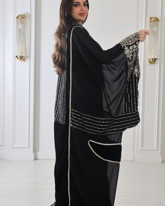 Luxurious long jalabiya