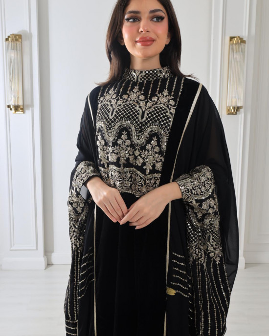 Luxurious long jalabiya