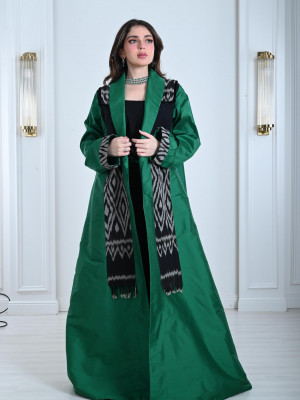 Women's galabiya with sophisticated Moroccan design