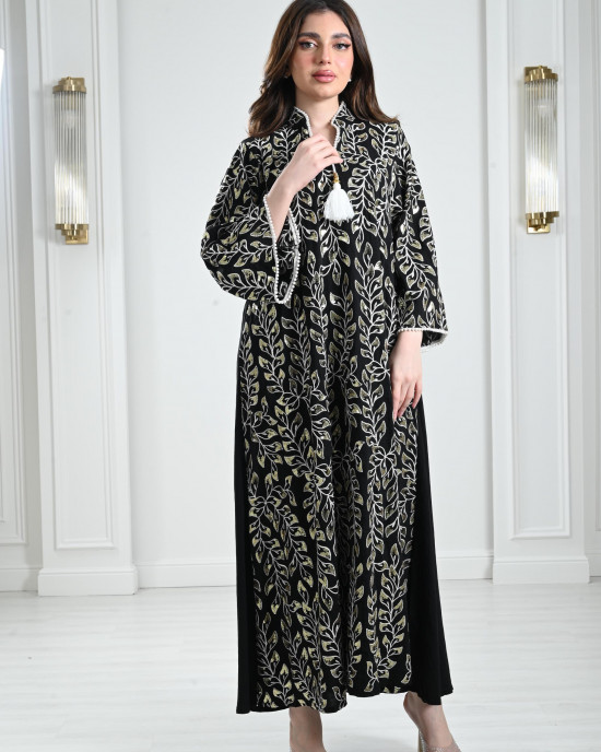 High-neck embroidered jalabiyas