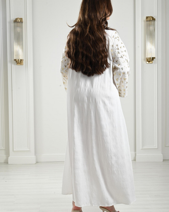 High-neck embroidered jalabiyas