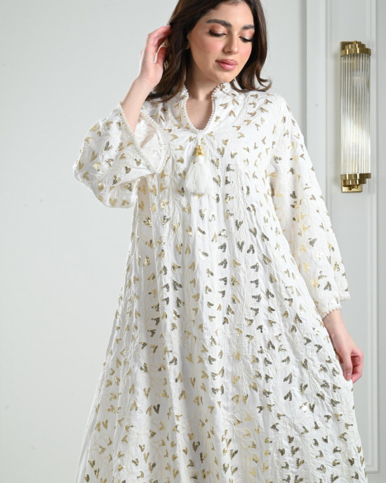 High-neck embroidered jalabiyas