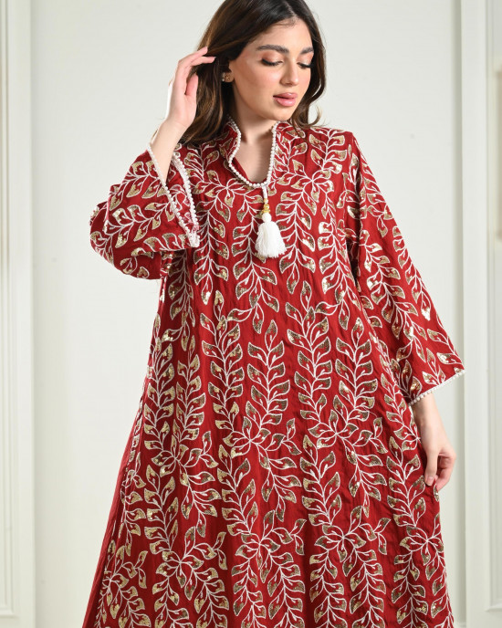 High-neck embroidered jalabiyas