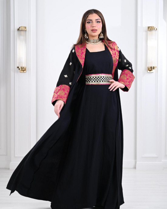 Moroccan galabiya with Khatma embroidery 